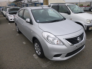 Отзыв Nissan Tiida 2013