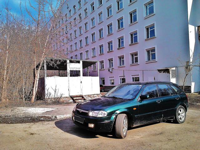 Mazda 323F  Екатеринбург 2000 1