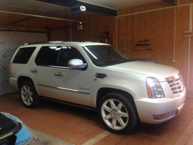 Cadillac Escalade  Санкт-Петербург 2011 1