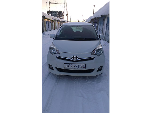 Toyota Ractis  Ханты-Мансийск 2011 1